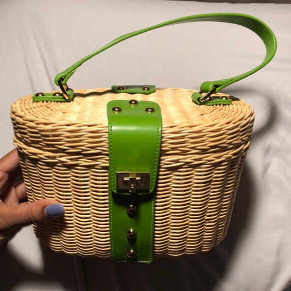 Etienne Aigner Handbags - Cute Etienne Aigner mini basket purse